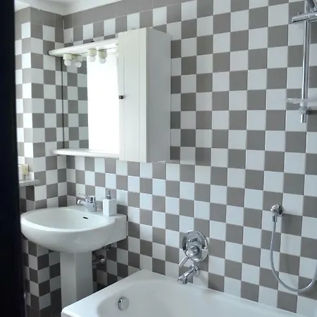 Cozy One Bedroom In Milano, Brera شقة